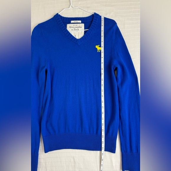 Abercrombie & Fitch Men's Blue Cashmere Blend Muscle V-Neck Sweater - Small - Picture 8 of 10